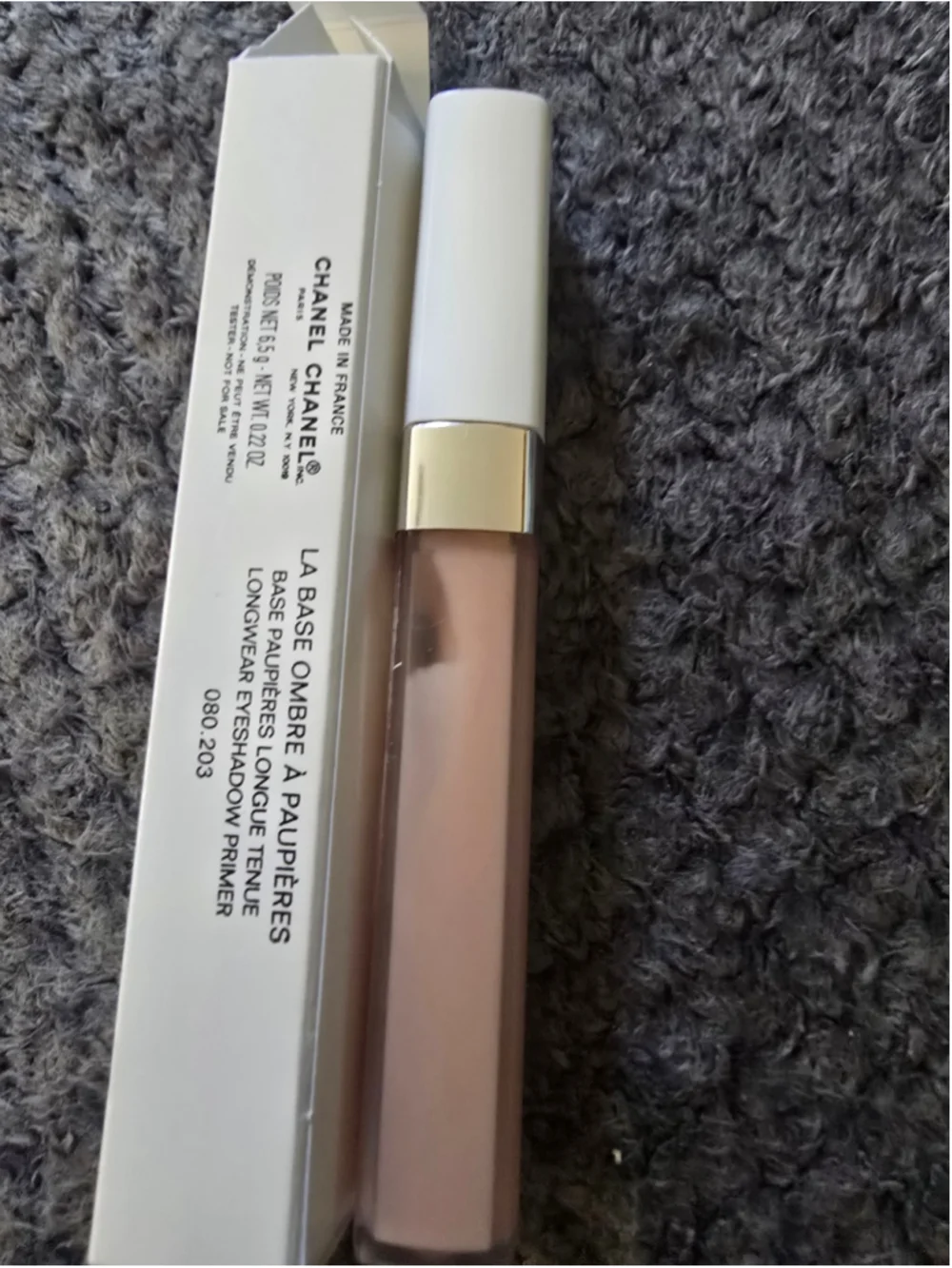 Chanel applicator beige